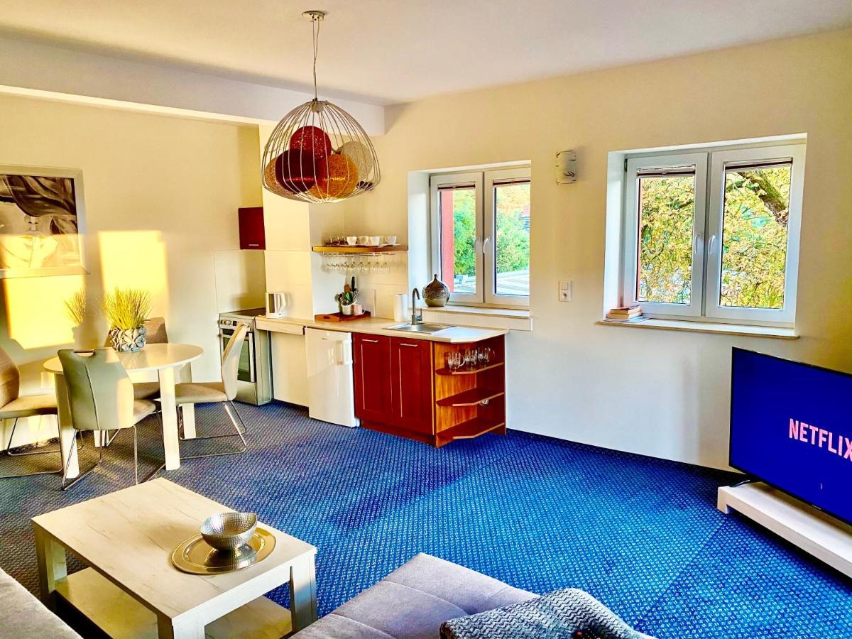 Las Slupski Premium: Spacious Business Apartment with Entertainment Exterior photo
