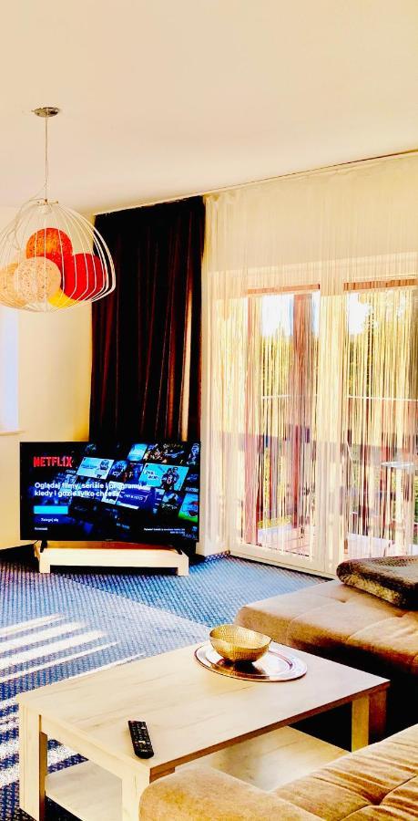 Las Slupski Premium: Spacious Business Apartment with Entertainment Exterior photo